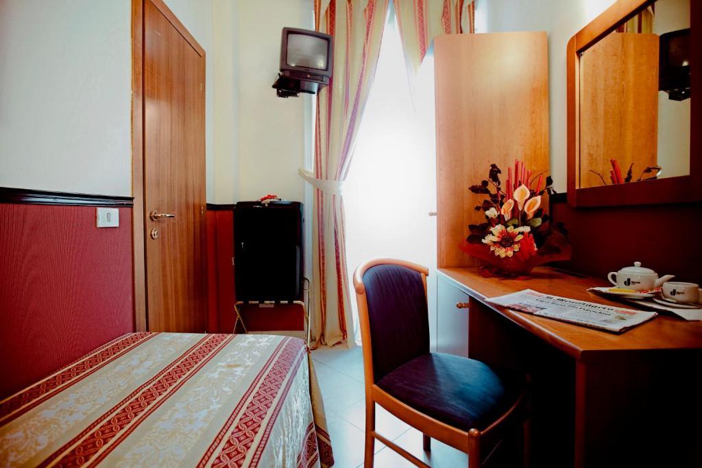 Hotel Saturnia Roma Dış mekan fotoğraf